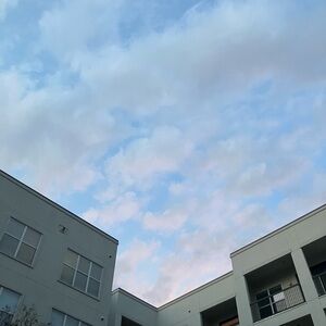 Limited time sale!! I'm sending this stuff to thred up in 2 weeks! ☁️❤️